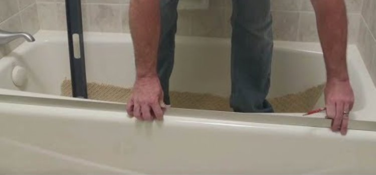 Sliding Shower Door Repair in Bartow